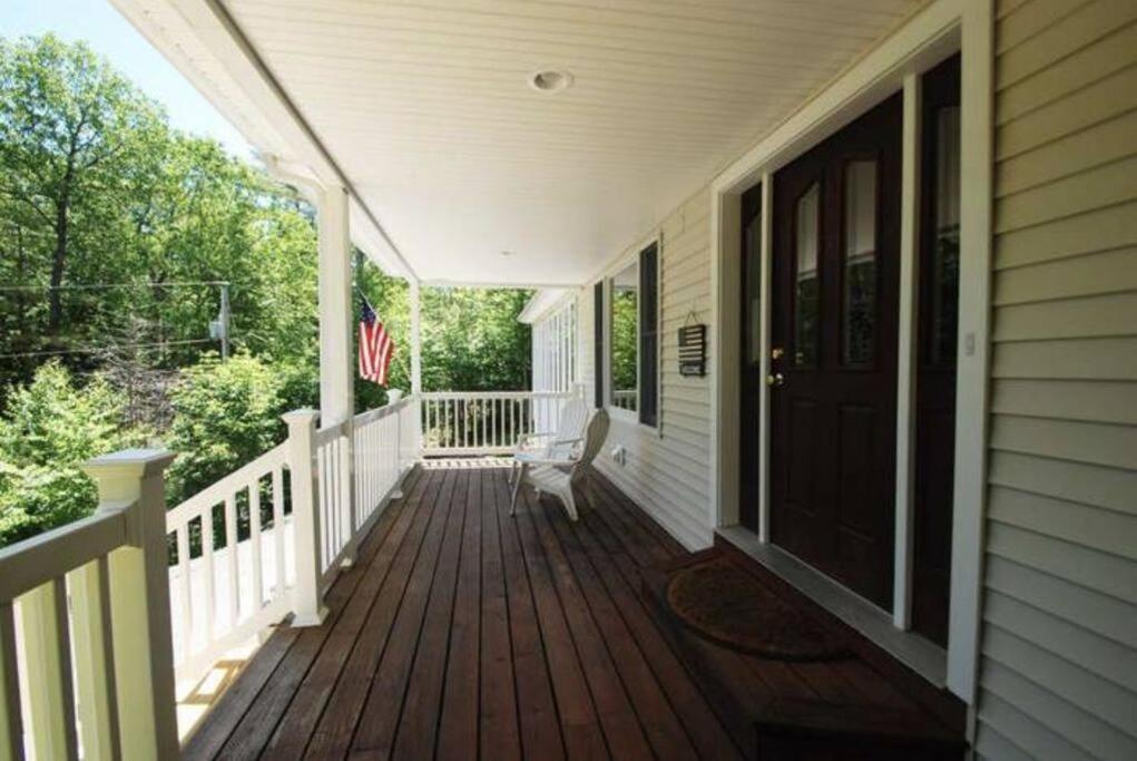 Beautiful Spacious Home W/ Game Room. Gilford Luaran gambar